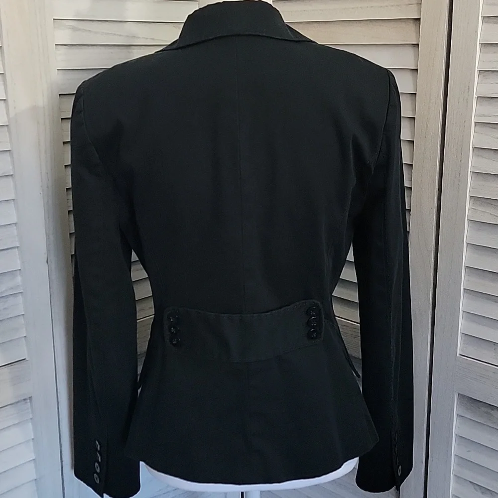 Black 4 Button Closure Structured Princess Seams Tailored Fit Blazer
